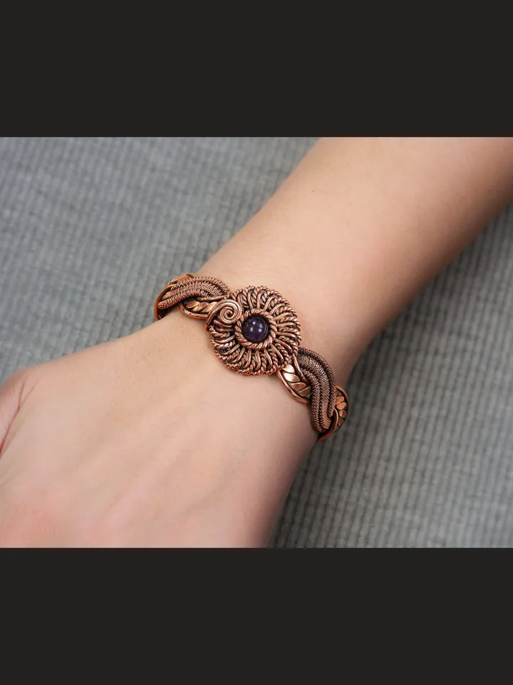 Copper wire wrapped Amethyst bracelet for woman, Statement flower jewelry, 7th Anniversary gift for her woman, Unique copper jewelry, Braided Art Nouveau antique style bracelet, Oxidized pure copper, Handmade