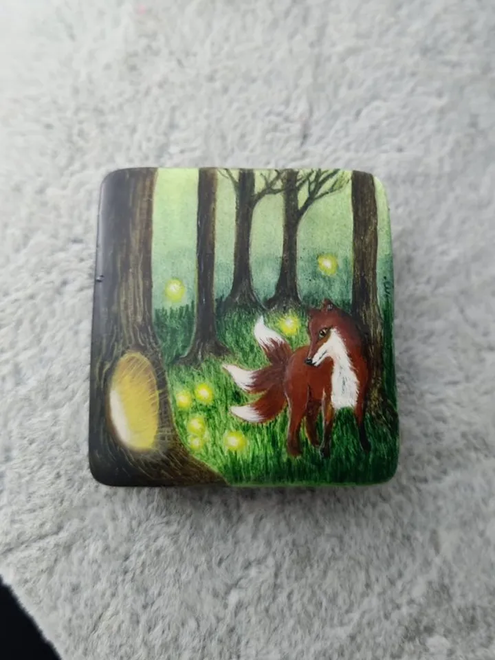 Kitsune brooch, real oil painting miniature on mother of pearl. Kitsune fox pin