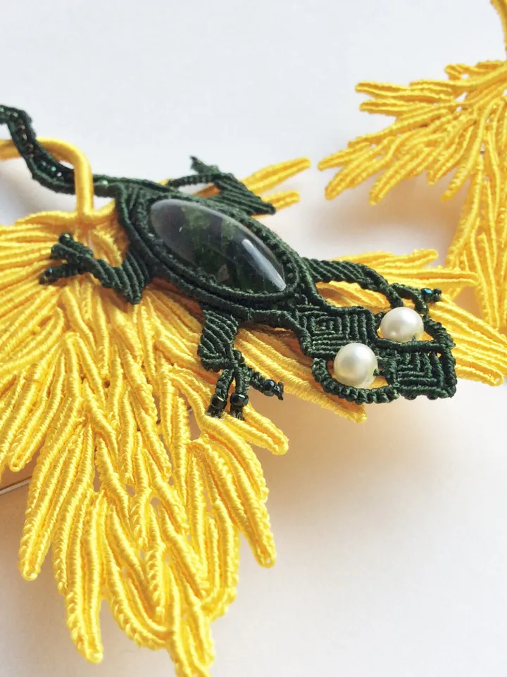 Maple Leaf and Lizard Double Brooch