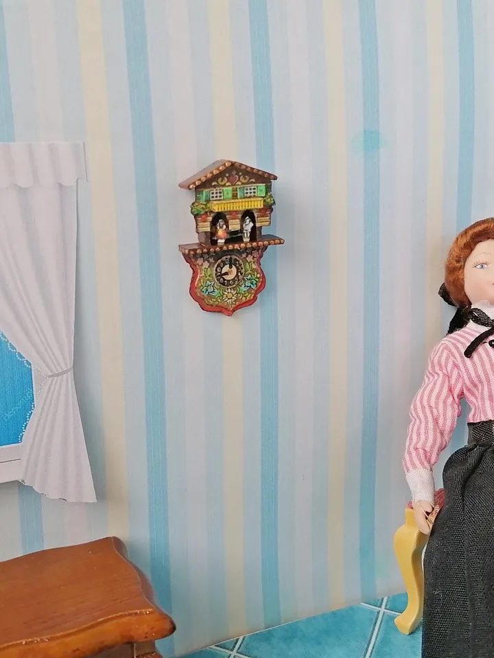 Dollhouse clock. Scale 1:12