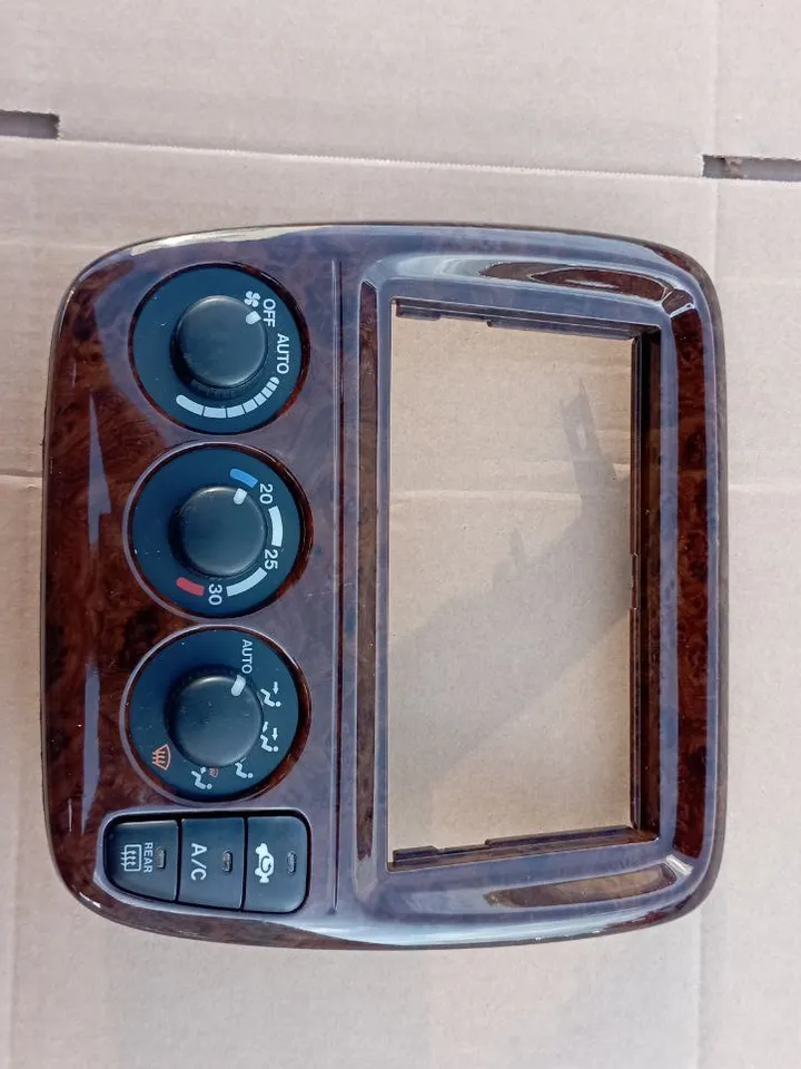 RARE 1997-2001 HONDA CRV wood grain climate control bezel, rd1,rd2,rd3, Fullmark