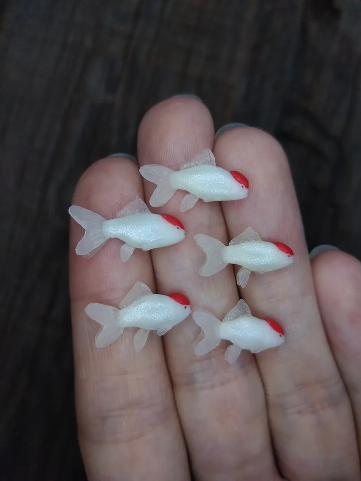 Miniature clay Red Cap Oranda goldfish 5 pcs, tiny fish for diorama, dollhouse or resin art