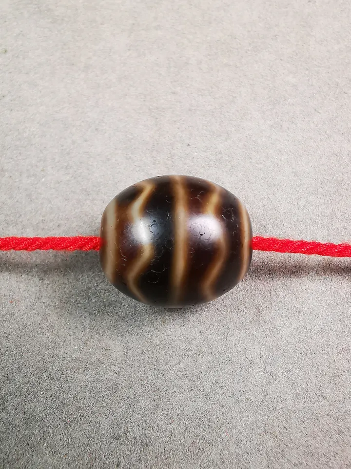 Gandhanra Tibetan Round Fortune Wave Dzi Bead(Darrow or Taklok Dzi),Tibetan Chung,Wealth Amulet,Small Size 20*17 mm
