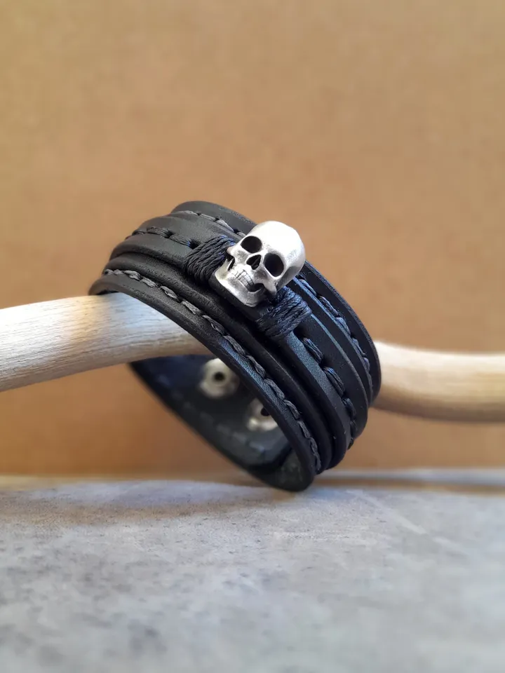 Mens Silver Skull Bracelet, Handmade Adjustable Full Grain Leather Black Cuff, Bikers Bracelet, Oxidized Silver 925 Real Xray Skull Replica