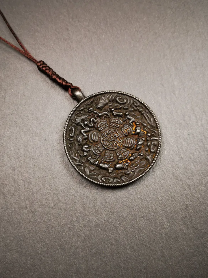 Gandhanra Vintage Tibetan Buddhist Amulet,Calendar Badge,Melong Mirror, SIPAHO Pendant(srid pa ho),Made of Thokcha,40 Years Old