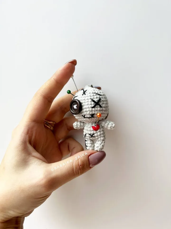 PDF Crochet Voodoo Doll Pattern, Keychain Pattern Amigurumi, Cute Voodoo Doll, little goth doll, baby voodoo, Amigurumi Voodoo Doll tutorial