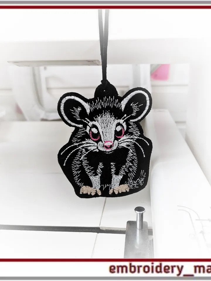 In The Hoop patch with cute Opossum and classic Machine embroidery design