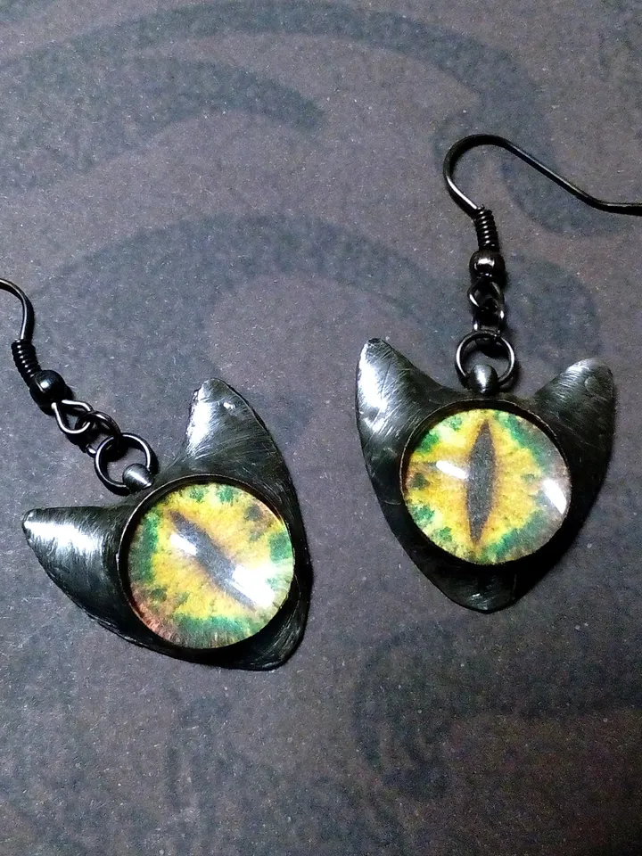 Stained glass BLACK CAT earrings, Eyes cat earrings, Cat head earrings, Tin soldered earrings, Cat lovers bijouterie
