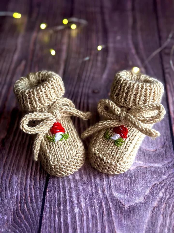 Mushroom Set of 3 PDF Knitting Patterns & Tutorials - Baby Cardigan, Hat and Booties - Beginner-Friendly - eng only