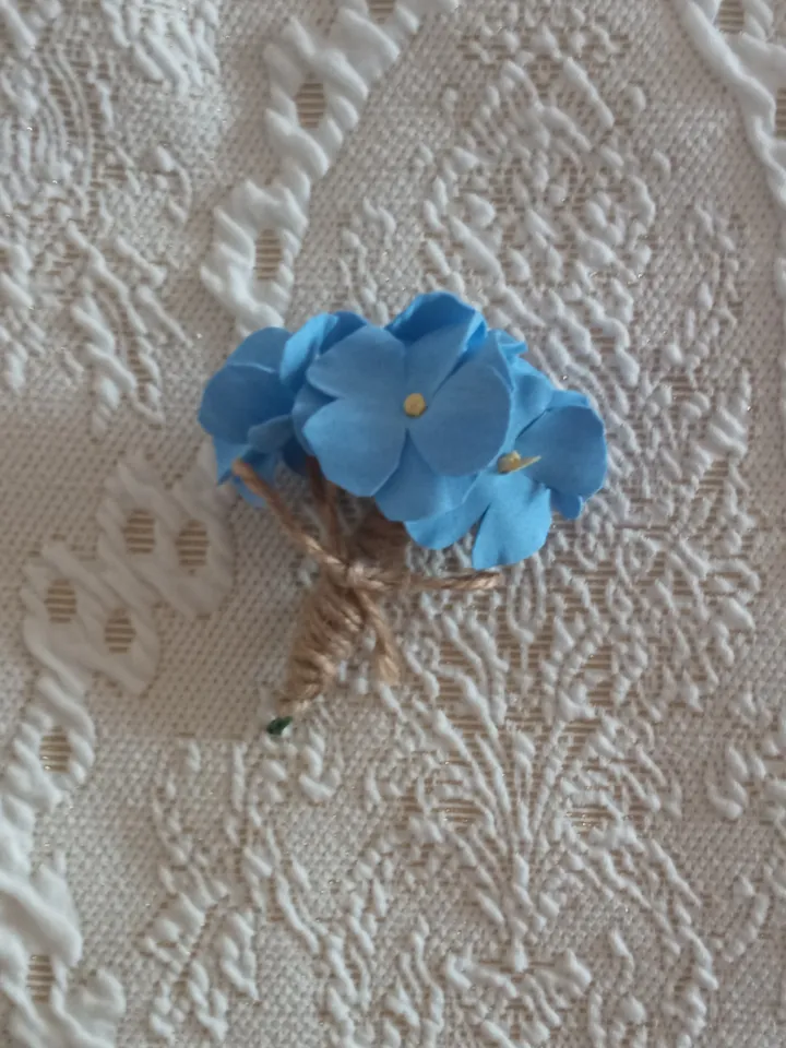 Handmade brooch on pin blue violets/ women's accessories and jewellery/ handmade gift/ gift for her/mother day gifts