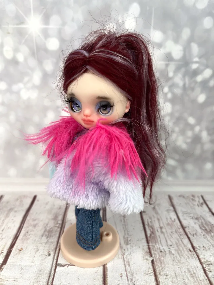Petite Blythe doll with burgundy hair. Miniature doll with beautiful eyes.