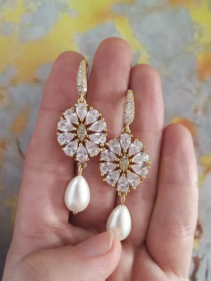 Boho Wedding Earrings, Swarovski Crystal Chandelier Bridal Earrings, Art Deco Statement Wedding Earrings For Bride, Pearl Statement Jewelry