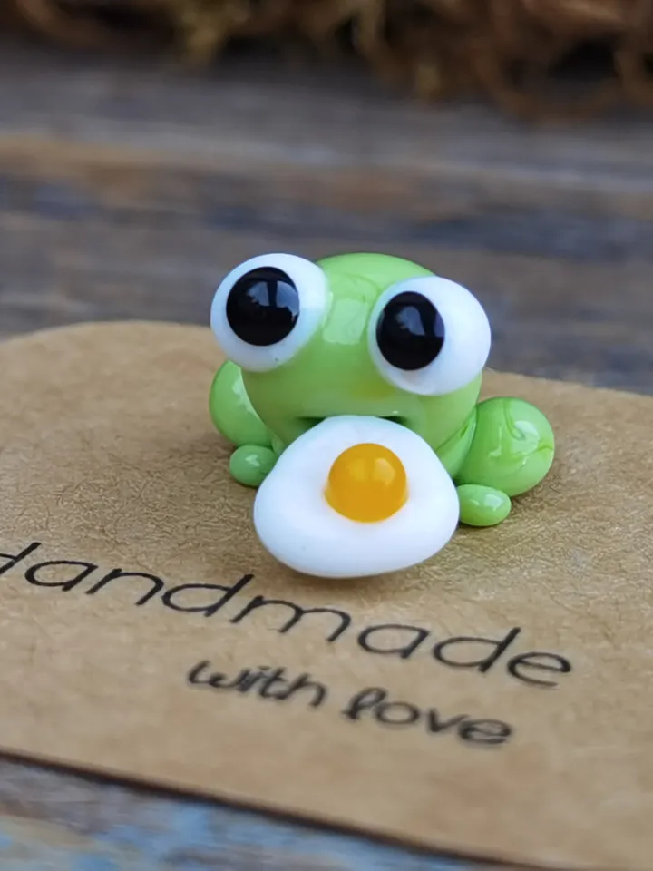 MONEY Frog gifts glass Frog figurine Tiny frog miniature miniature fried eggs mini frog figurine micro frog Frog ornament Dollhouse decor
