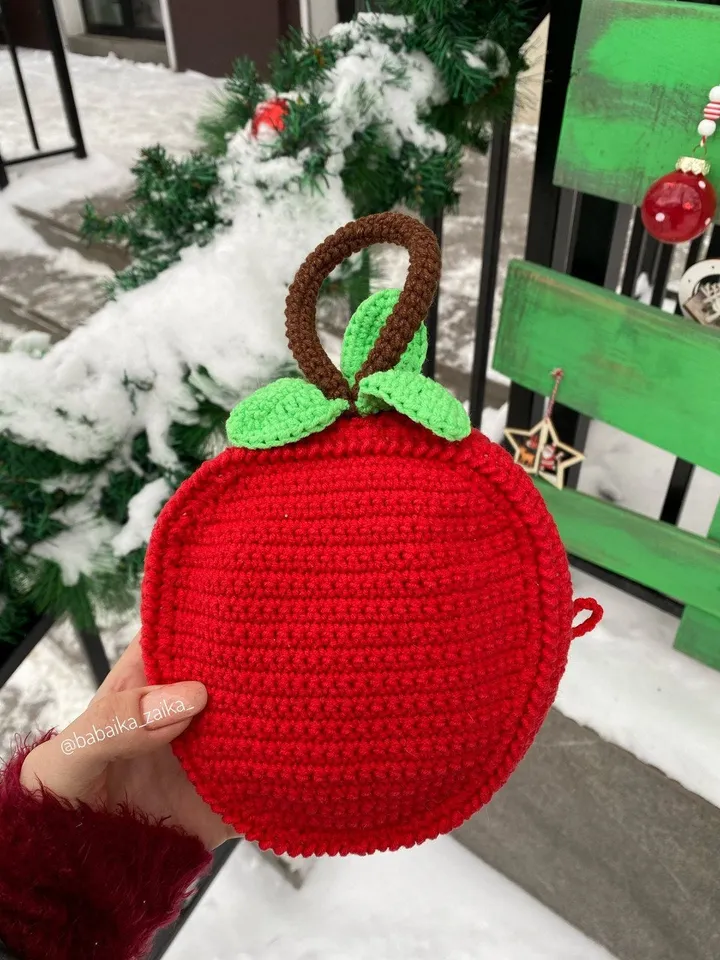 PDF Crochet Pattern Foxes in Apple, Amigurumi baby fox pattern, Crochet Bag, Cute fox, Animal pattern, Amigurumi animal, Crochet animal
