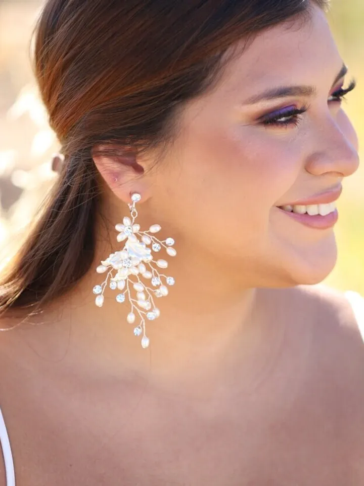 Boho Wedding Earrings For Brides, Pearl Boho Bridal Earrings, Silver Statement Wedding Jewelry, Leaf Chandelier Earrings, Bridal Jewelry