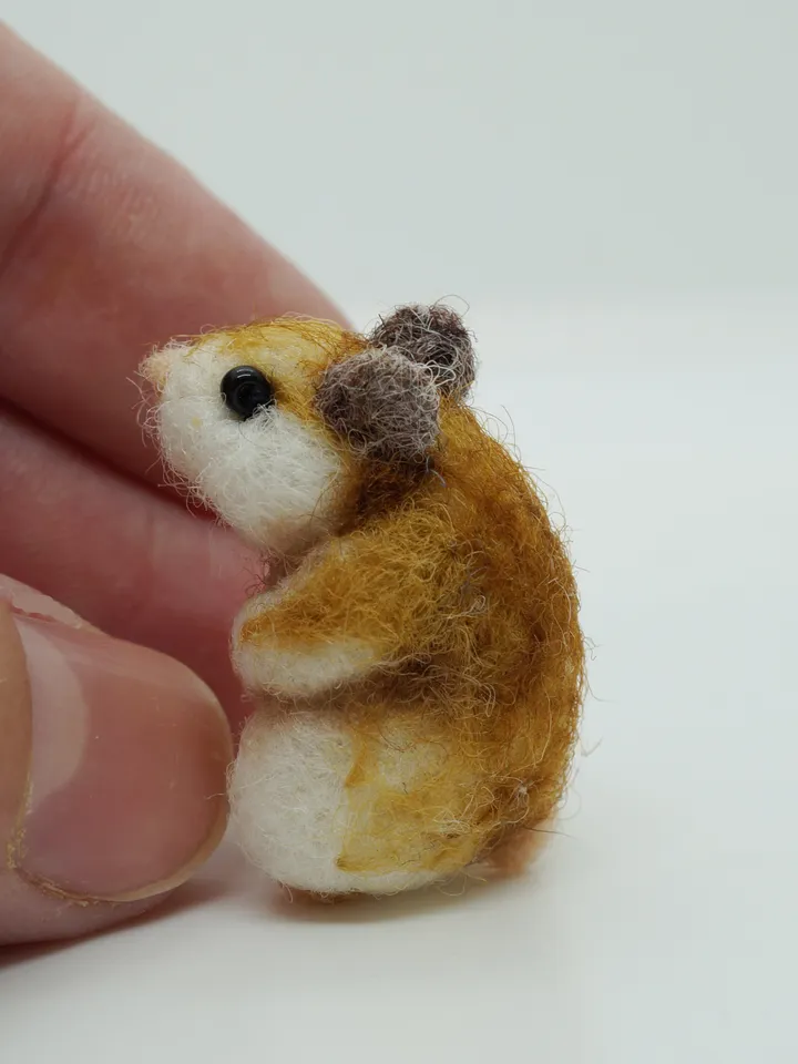 Tiny needle felted hamster, miniature animal, syrian hamster made to order