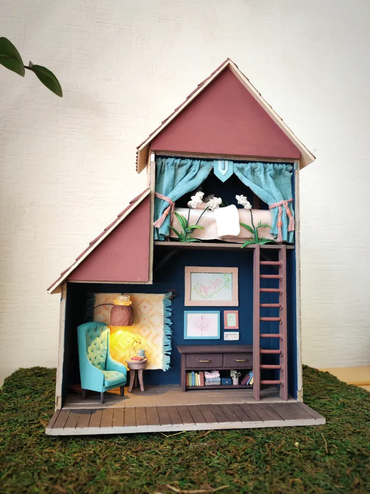 Miniature Roombox Diorama of Deer House scale 1/24