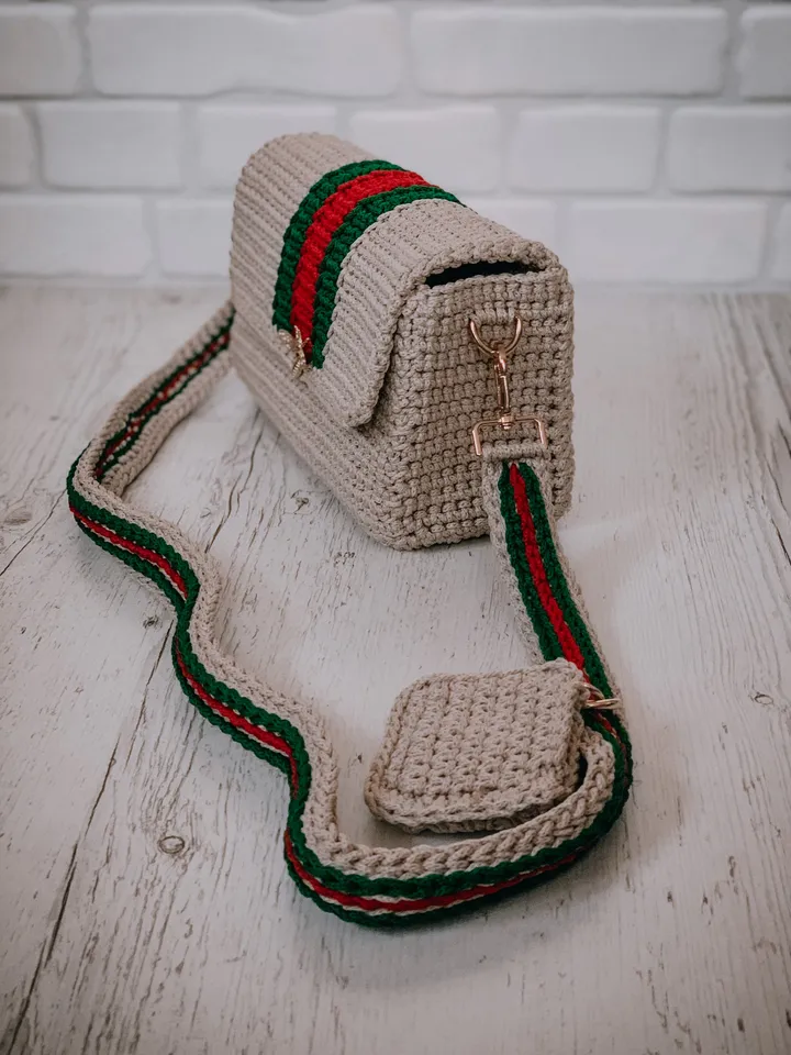 Beige crossbody with red stripe, crochet bag, handmade luxury handbag, clutch, shoulder bag, accessories for gift, polyester cord