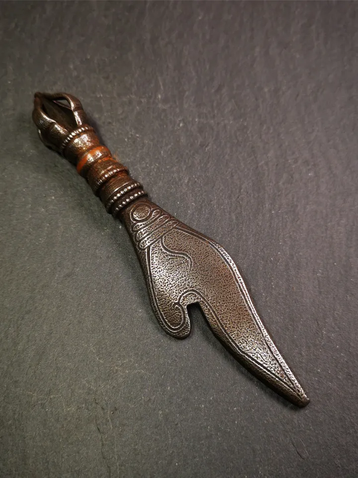 Gandhanra Tibetan Amulet Kila Dagger (Dorje Phurba),Conch Shape,Dharma Ritual,Made of Cold Iron inlaid with Copper,4.7"
