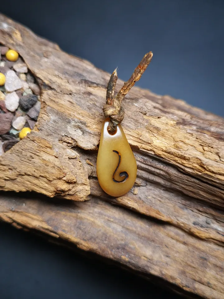 Gandhanra Tibetan Yak Bone Carved Bead Counter Pendant,Mani Jewel Amulet for Mala,Prayer Beads