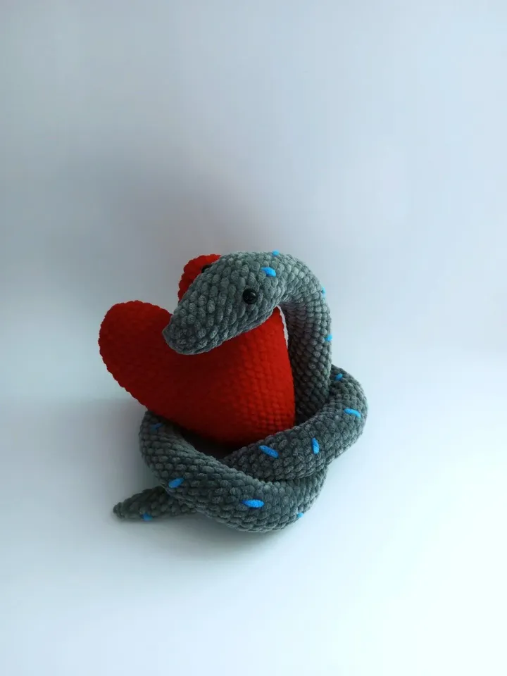 Crochet pattern instructed snake, Cute snake Plushie Pattern