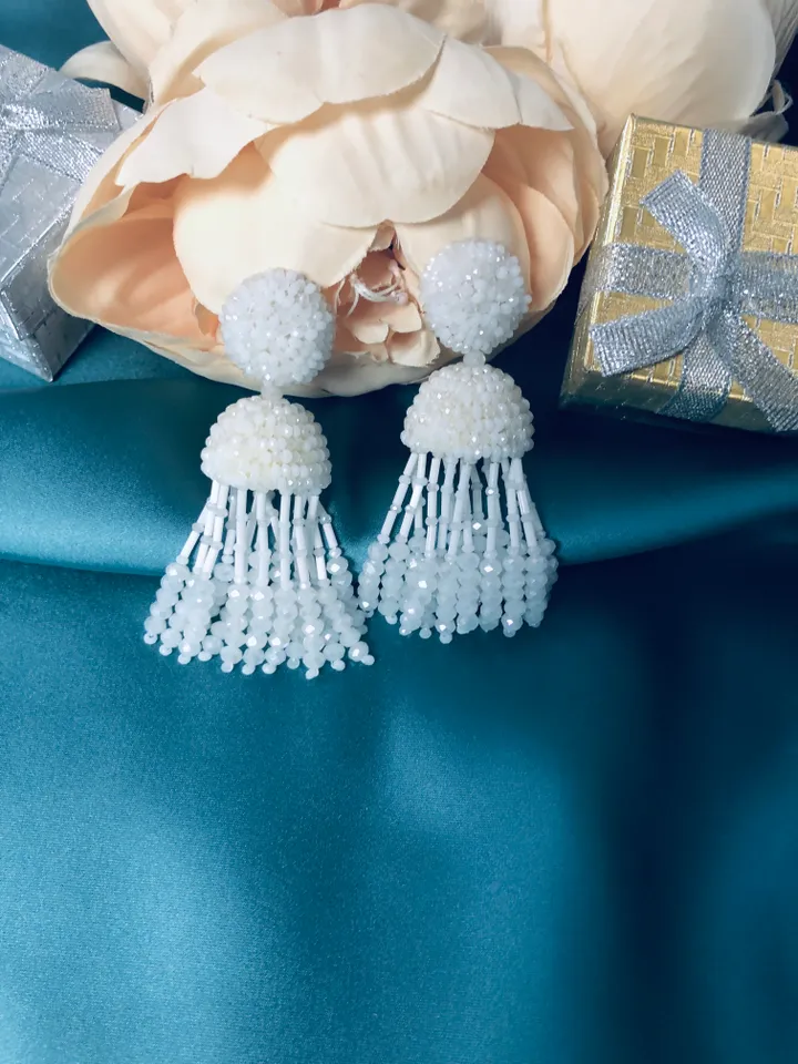 Short Tassel Beaded Earrings clip-on