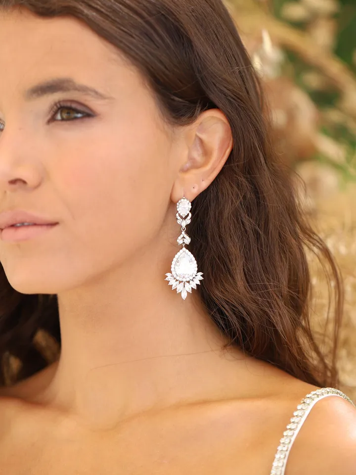 Art Deco Wedding Earrings, Long Chandelier Statement Silver Bridal Earrings, Gatsby Earrings, Vintage Swarovski Crystal Statement Jewelry