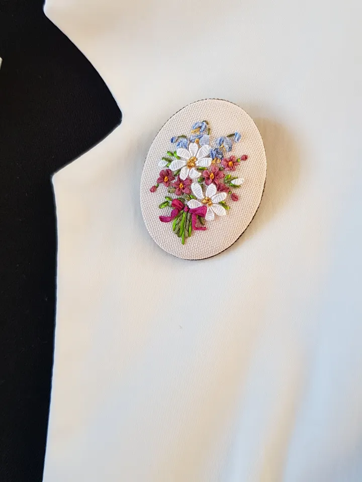 Ribbon embroidered brooch for her, daisy embroidery jewelry