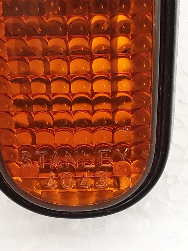 JDM HONDA ( INTEGRA DC2,DB8,Type-R, CIVIC EG6,EG9, DELSOL CRX) AMBER SIDE MAKER