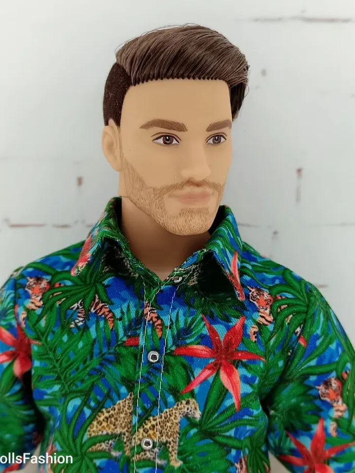 Jungle Panther Shirt for Ken with an athletic body
