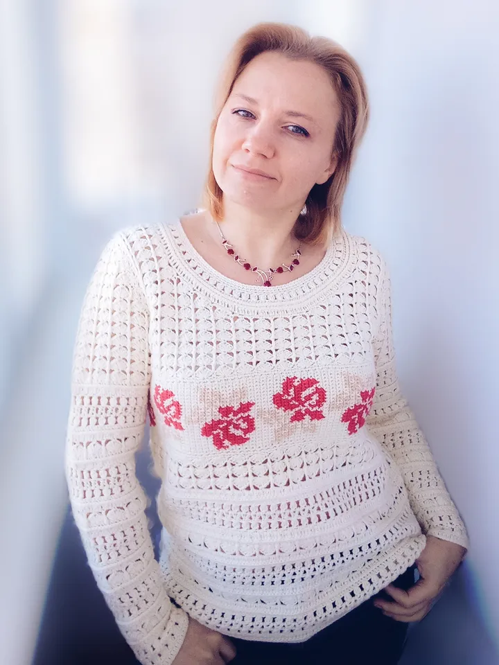 Women's Pullover Sweater Sabrina Crochet Pattern