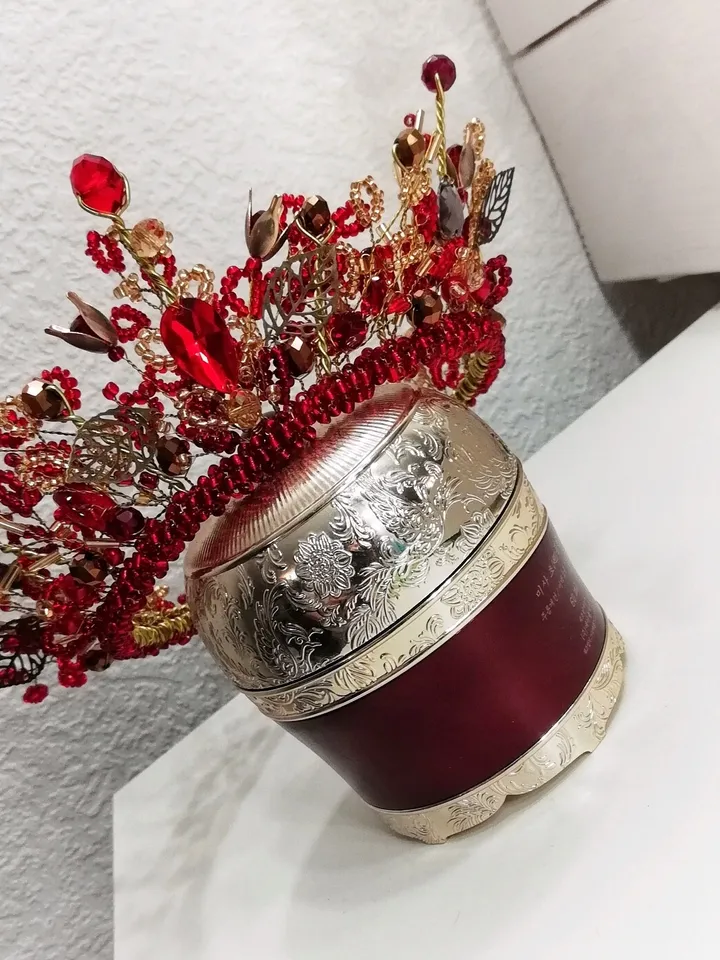 Red crown, Gold and Red crown, Red Tiara, Red Diadem, Gold Red crown, Children headpiece, Children crown, Children tiara, Wedding crown, red wedding, Gift for mom, jewelry for hair, jewelry for head, Gold crown, Gold tiara, Halloween accessories