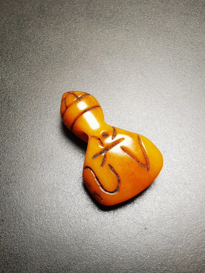 Gandhanra Tibetan Amulet,Hand-carved Yak Bone Pendant, OM Symbol