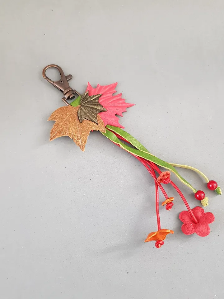 Red maple Leaf Keychain Leather tassel charm Leather Pendant, art 4