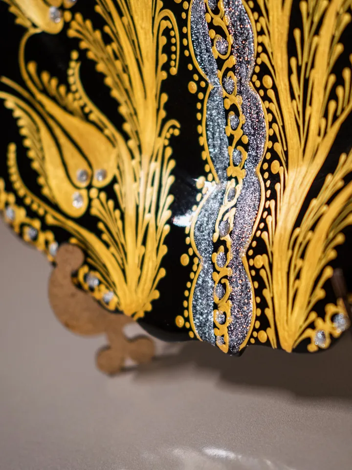 Artistic Ceramic Plate | Unique Ceramic Plate for Modern Home Decor