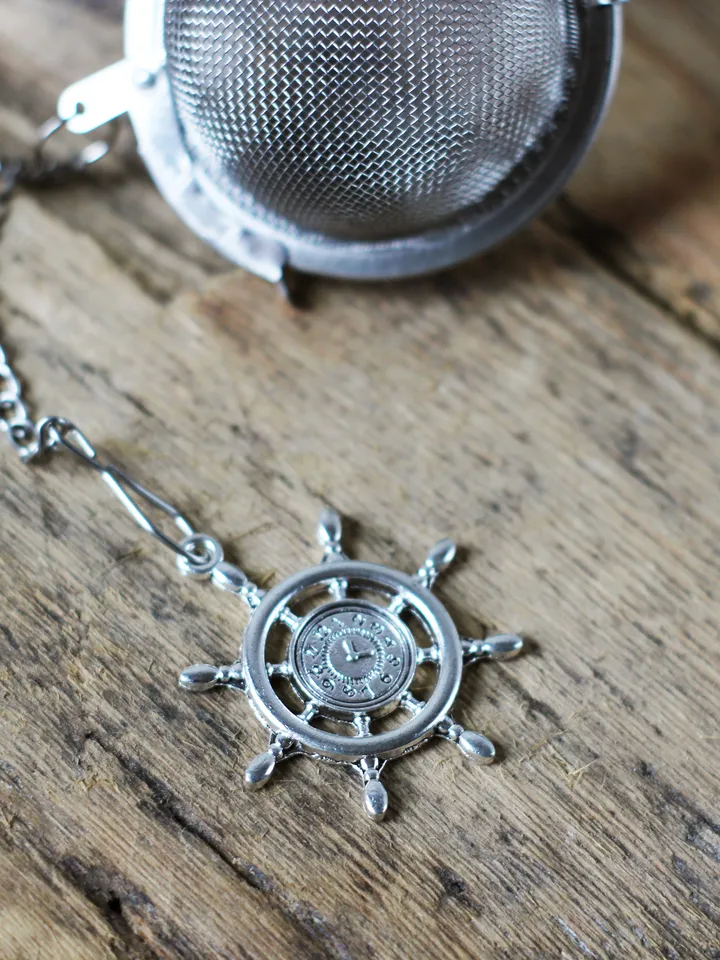 Nautical tea strainer for loose leaf tea, Tea infuser with helm charm, Tea Steeper nautical pendant, Herbal tea gift