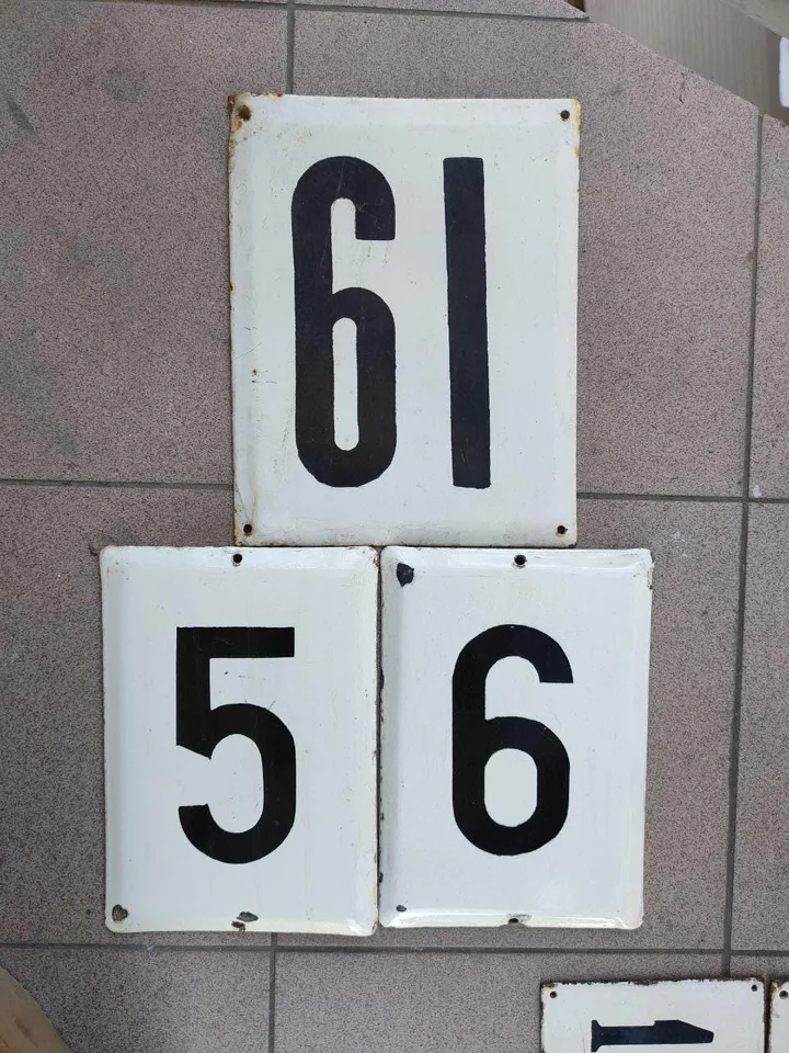 house number large Antique vintage, apartment cottage sign rarity
