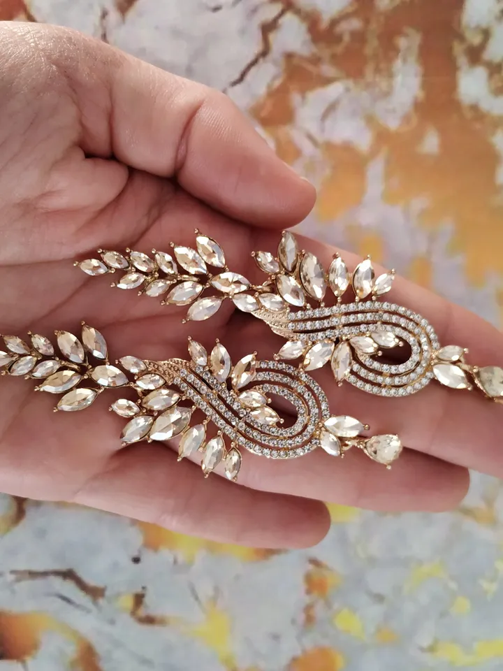 Champagne Gold Bridal Earrings statement Boho Earrings Boho Wedding Earrings Gold leaf earrings Long Brodal Earrings Boho Bridal Earrings