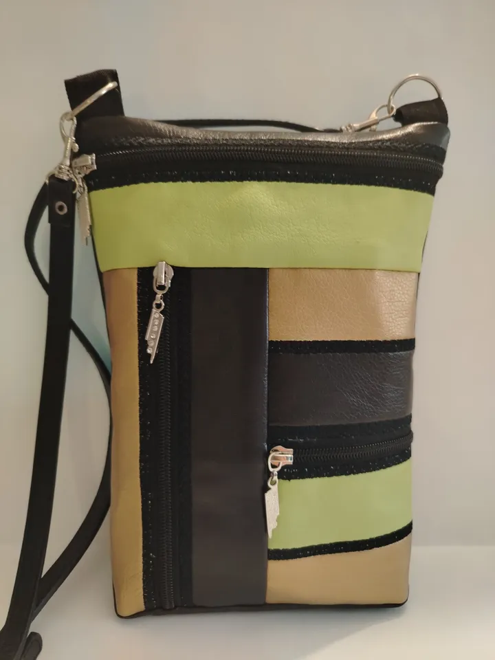 In the hoop bag embroidery design Bag 3 zippers ITH