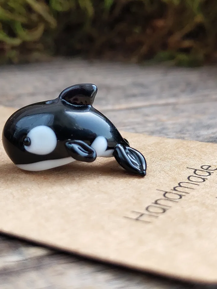GLASS FIGURINES Orca whale figurine miniature orca figurine Tiny glass animals Miniature animals Blown glass art Terrarium Dollhouse