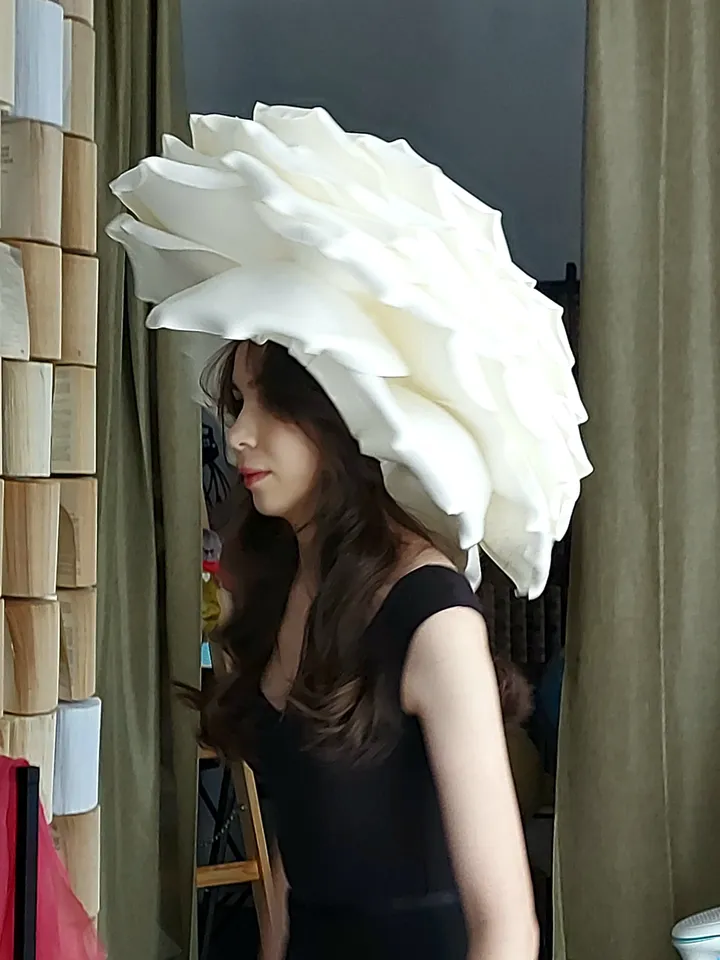 Large rose hat Flowers hat Festival clothing Big flowers headdress Party headpiece Fancy headwear Costume cosplay fashion shows headgear photo shoot