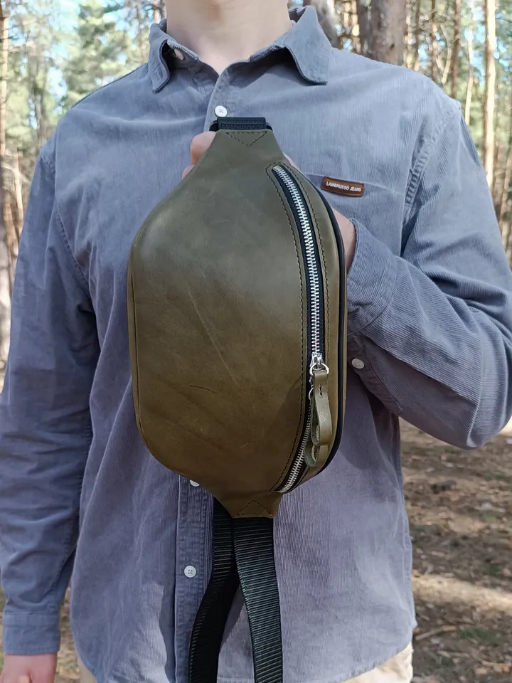 PDF pattern leather waist bag. Punch pitch 4 mm. Download PDF & video TUTORIAL