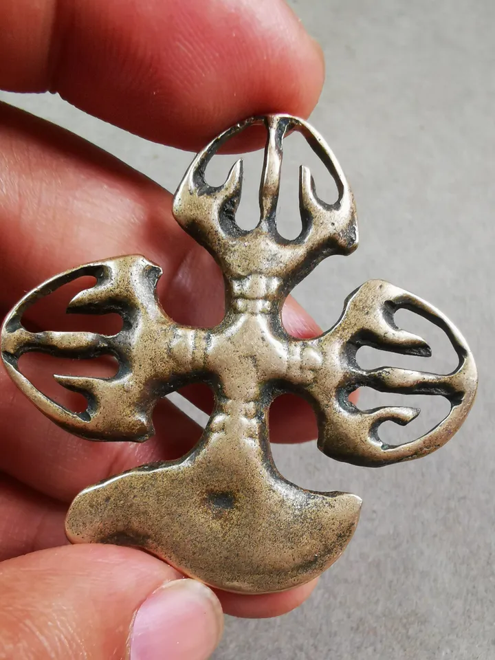 Gandhanra Antique Tibetan Amulet,Cross Vajra Kartika(knife of the dakinis) Pendant,Trantic Buddhism Dharma Ritual, Made of Lima Brass