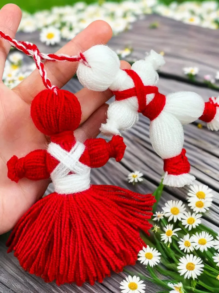Martenitsa Yarn Doll Ornament Pattern, Baba Marta Crochet PDF tutorial, Traditional Bulgarian Spring Decor, Pizho and Penda Dolls