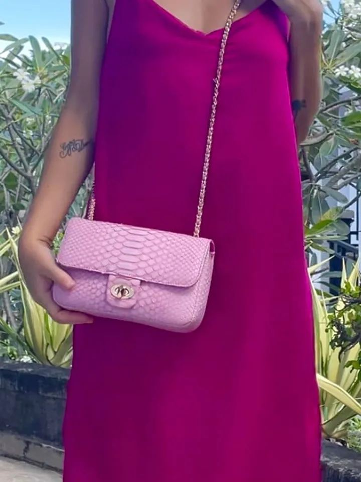 Genuine python Skin baby pink  Classy Women Bag | Chain Crossbody | Leather Women Bag | Classy Elegant Summer Bag Handmade | Exotic leather