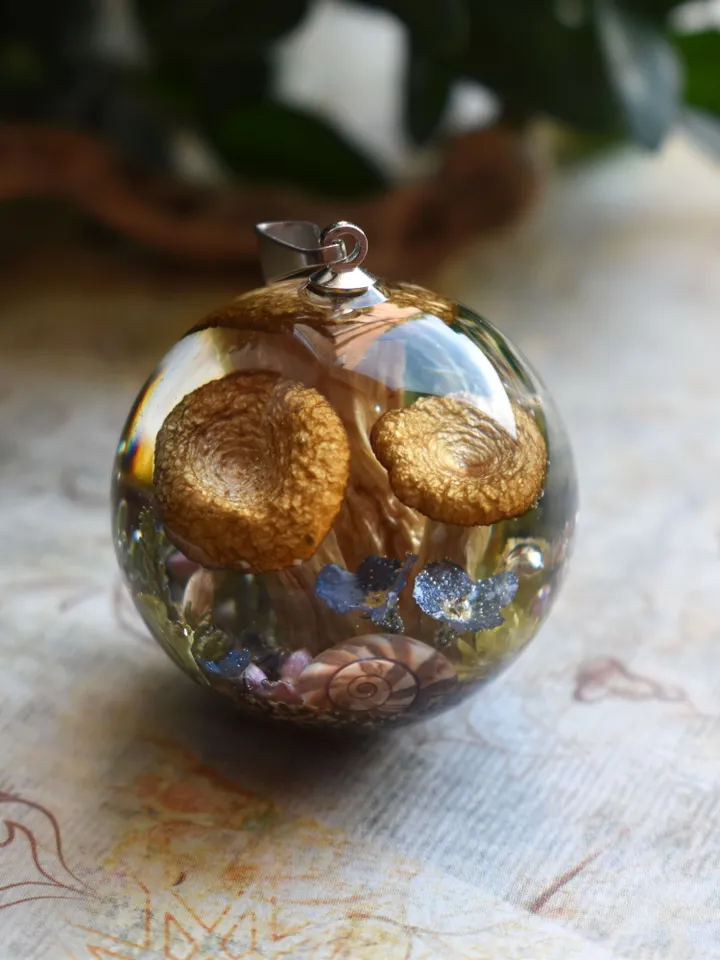 Pendant with mushrooms in resin. Forest Pendant. Necklace with a forest composition. Moss, forget-me-not, strawberries and snail in resin.