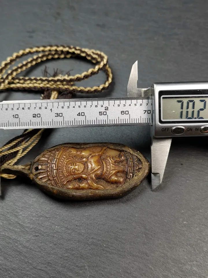 Mysterious Tibetan Buddha Statue Amulet,Gandhanra Old Tibetan Yak Bone Carved Pendant,70×29mm