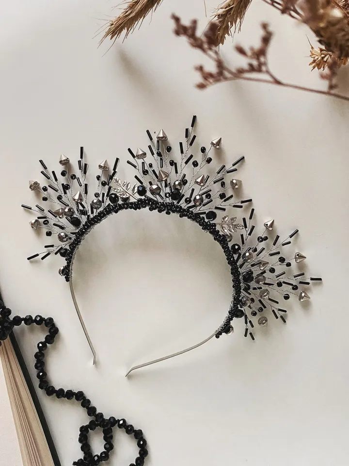 Black crown, Spiked crown, Spiked headband, Black tiara, Silver Black crown,Halloween crown,Halloween headpiece, Gothic tiara, rock accessories