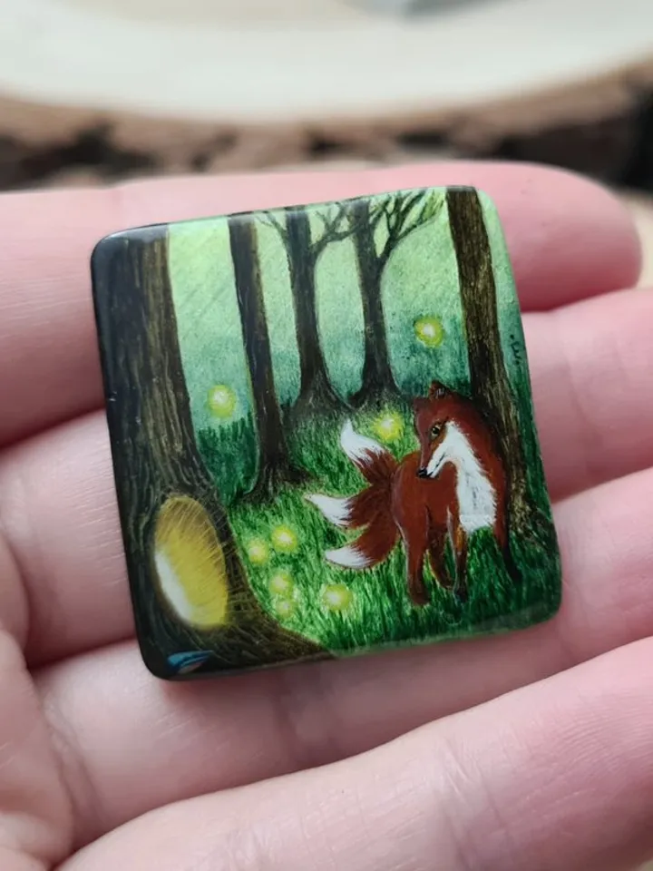 Kitsune brooch, real oil painting miniature on mother of pearl. Kitsune fox pin