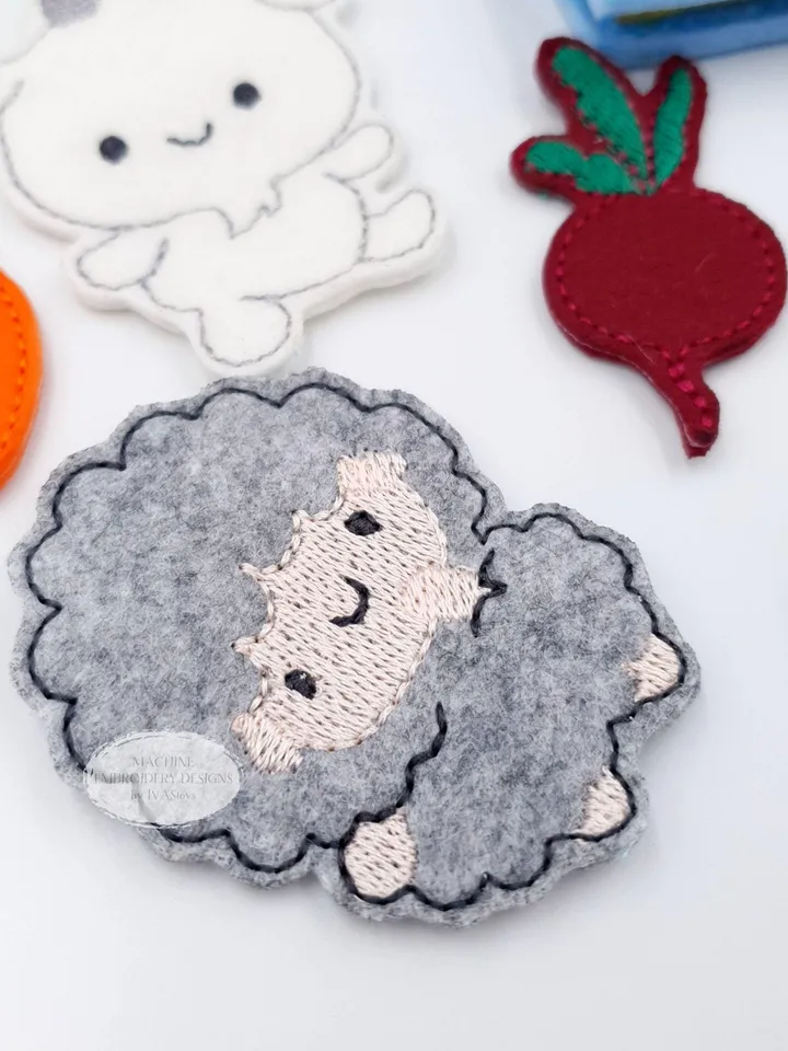 Farm Quiet Book Machine Embroidery Design File - ITH Felt Animals & Barn Playset - 4x4 Hoop
